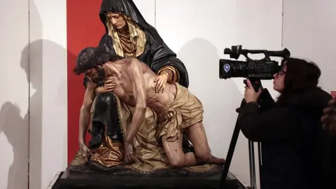 Pase de prensa de la exposición ‘El dolor esculpido’ organizada por la Cofradía del Santísimo Sacramento de Minerva y la Santa Vera Cruz en colaboración con el Museo Diocesano y de Semana Santa de León. Foto: Peio García