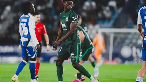 La Ponferradina dice adiós a la Copa del Rey en un partido lleno de giros, impulsos y lamentos. El Toralín asistió a una eliminatoria marcada por el desacierto local y la pegada cántabra.