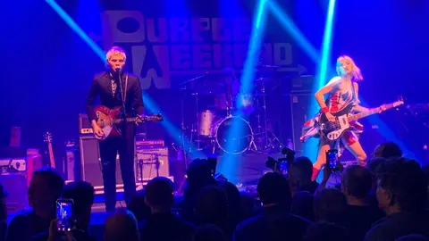 Primera jornada del Purple Weekend 2025 en Espacio Vías con las actuaciones de The Chevelles, The Molotovs y The Horrors. Foto: A.F.R.