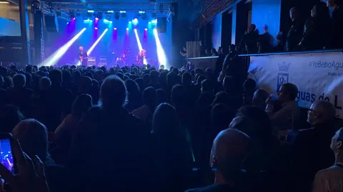 Primera jornada del Purple Weekend 2025 en Espacio Vías con las actuaciones de The Chevellers, The Molotovs y The Horrors. Foto: A.F.R.