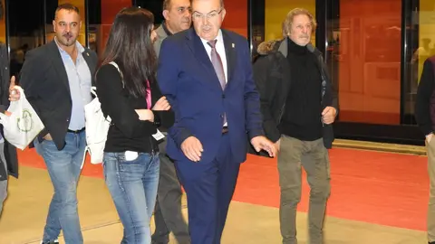 El presidente de la Diputación, Gerardo Álvarez Courel; el presidente de las Cortes, Carlos Pollán; el alcalde José Antonio Díez y el delegado territorial Eduardo Diego inauguran la Feria de productos de León.