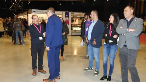 El presidente de la Diputación, Gerardo Álvarez Courel; el presidente de las Cortes, Carlos Pollán; el alcalde José Antonio Díez y el delegado territorial Eduardo Diego inauguran la Feria de productos de León.