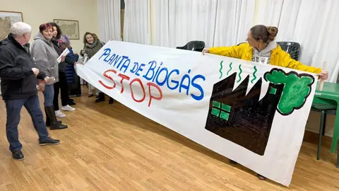 Vecinos de Vidanes y Cistierna crean la asociación Eslavida para luchar contra la instalación de una planta de biogás. Foto: Ical