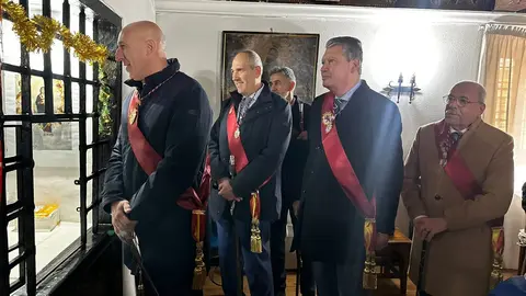 La corporación del Ayuntamiento de San Marcelo, presidida por el alcalde José Antonio Diez, celebra la Inmaculada en el convento de las Concepcionistas. Foto: Ayto. León