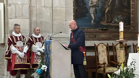 La corporación del Ayuntamiento de San Marcelo, presidida por el alcalde José Antonio Diez, celebra la Inmaculada en el convento de las Concepcionistas. Foto: Ayto. León