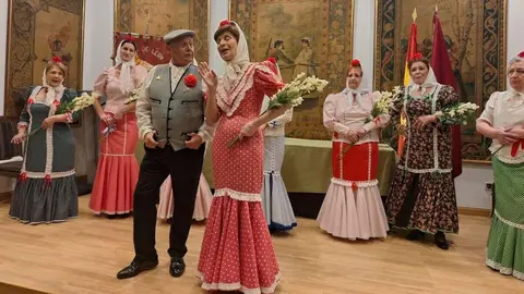 El Club de la Zarzuela de Madrid llenó de música y tradición la Casa de León.
