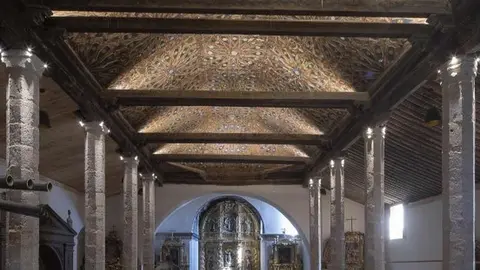 Santa María interior Fuentes de Nava.