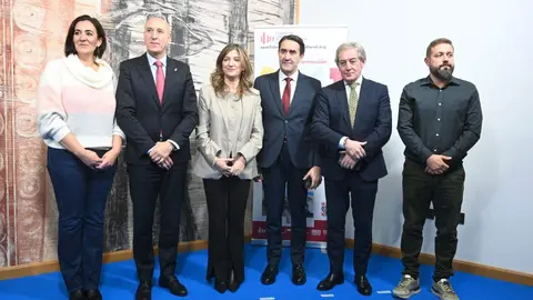 La Fundación Laboral de la Construcción de Castilla y León presenta el nuevo centro de formación de León, con la participación del consejero de Medio Ambiente, Vivienda y Ordenación del Territorio, Juan Carlos Suárez-Quiñones. Fotos: Peio García