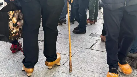 El centro de León se transformó en el escenario de la V Madreñada este sábado. Foto: Silvia García