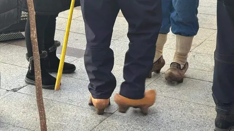 El centro de León se transformó en el escenario de la V Madreñada este sábado. Foto: Silvia García