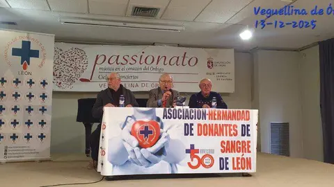 El salón de actos de Fundos, en Veguellina de Órbigo, acogió la XXXI Jornada Provincial de Formación y Convivencia de los delegados locales de la Hermandad de Donantes de Sangre de León. El encuentro reunió a más de 70 representantes procedentes de otros tantos municipios de la provincia, en una cita ya consolidada dentro del calendario anual de la entidad.
