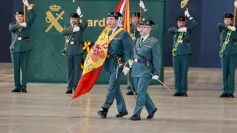 La directora general de la Guardia Civil, Mercedes González, preside el acto de toma de posesión del general de Brigada, Miguel Sánchez Guerrero, como nuevo jefe de la Zona de Castilla y León. Foto: Campillo.