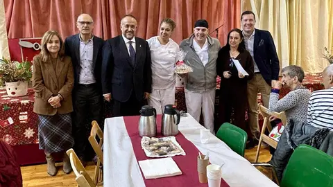 La Diputación de León ha destinado durante 2025 más de seis millones de euros a su centro asistencial Nuestra Señora del Valle, fundado en 1986, con el objetivo de que siga siendo “un centro modélico, un ejemplo y un orgullo para todos”, según destacó el presidente, Gerardo Álvarez Courel, durante su visita navideña.