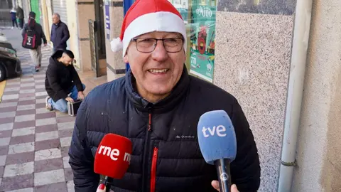 El “Gordo” de la Lotería de Navidad reparte 468 millones de euros en La Bañeza (León). Foto: Campillo