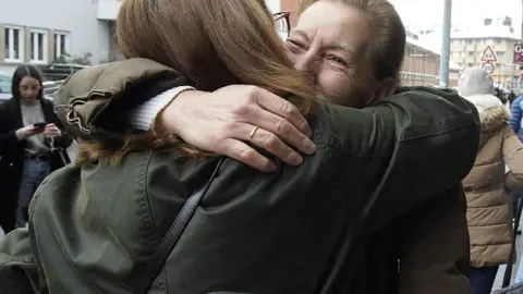 728 millones para volver a respirar: El Gordo cura viejas heridas en tres comarcas castigadas de León. La Bañeza, Villablino y Pola de Gordón, marcadas por incendios, cierres industriales y tragedias mineras, reciben una histórica lluvia de millones que devuelve la sonrisa y la esperanza. Fotos: Campillo | César Sánchez