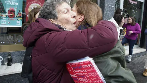 728 millones para volver a respirar: El Gordo cura viejas heridas en tres comarcas castigadas de León. La Bañeza, Villablino y Pola de Gordón, marcadas por incendios, cierres industriales y tragedias mineras, reciben una histórica lluvia de millones que devuelve la sonrisa y la esperanza. Fotos: Campillo | César Sánchez