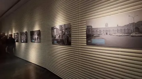 Participantes en los actos del programa '50 años de España en libertad' en León, que incluyó actividades culturales, académicas y artísticas para reflexionar sobre la memoria democrática y los valores de libertad.