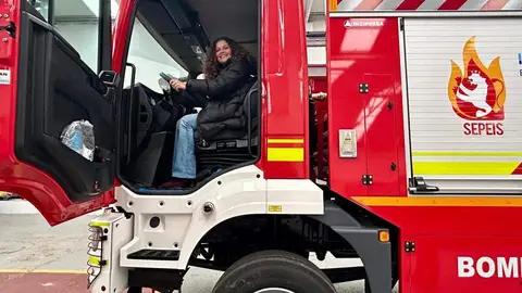 El Servicio de Extinción de León recibe el camión autobomba para el Parque de Bomberos de Bembibre.