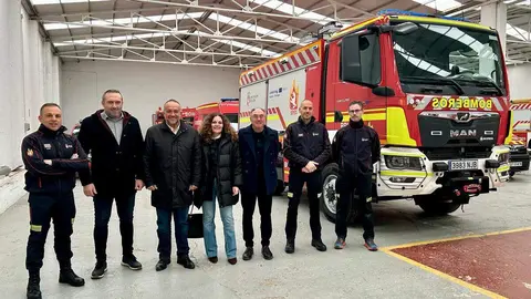 El Servicio de Extinción de León recibe el camión autobomba para el Parque de Bomberos de Bembibre.