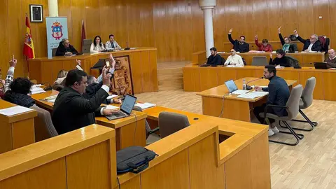 El Ayuntamiento de San Andrés del Rabanedo vuelve a cerrar el año con la tasa de residuos sin actualizar, una situación que se repite por tercer ejercicio consecutivo y que ya tiene un impacto directo y cuantificable en las arcas municipales: tres millones de euros no ingresados desde 2024.