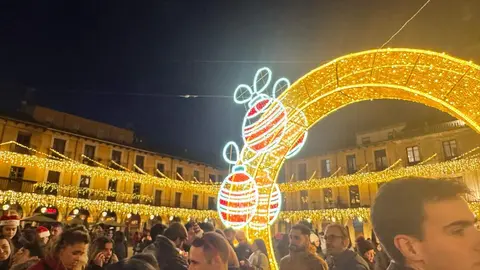 La Tardebuena ha dejado de ser una costumbre espontánea para convertirse en una cita señalada en el calendario leonés. Y menuda fiesta.