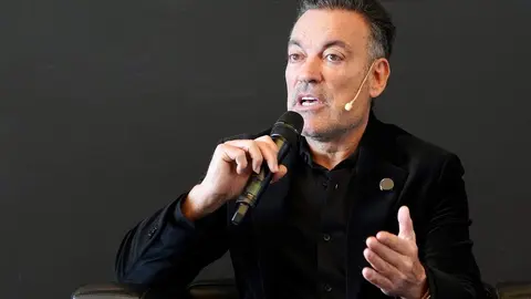 El Instituto Nacional de Ciberseguridad nombra Cibercooperante de Honor al grupo musical Café Quijano. Foto: Campillo.