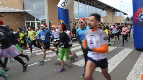 La San Silvestre de Villaquilambre reúne a casi 600 corredores en una despedida de año multitudinaria.