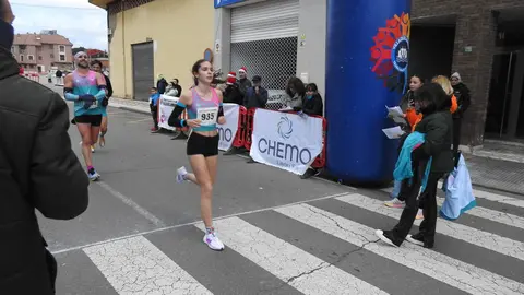 La San Silvestre de Villaquilambre reúne a casi 600 corredores en una despedida de año multitudinaria.