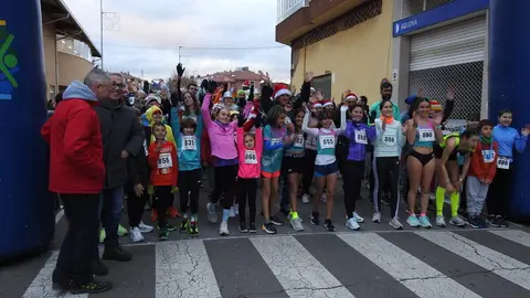La San Silvestre de Villaquilambre reúne a casi 600 corredores en una despedida de año multitudinaria.