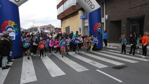 La San Silvestre de Villaquilambre reúne a casi 600 corredores en una despedida de año multitudinaria.