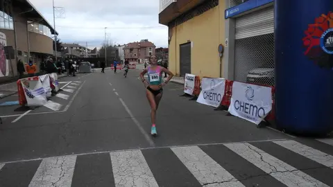 La San Silvestre de Villaquilambre reúne a casi 600 corredores en una despedida de año multitudinaria.