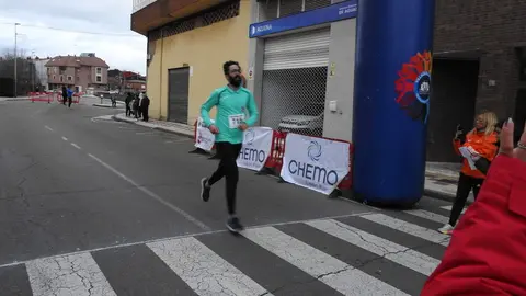 La San Silvestre de Villaquilambre reúne a casi 600 corredores en una despedida de año multitudinaria.