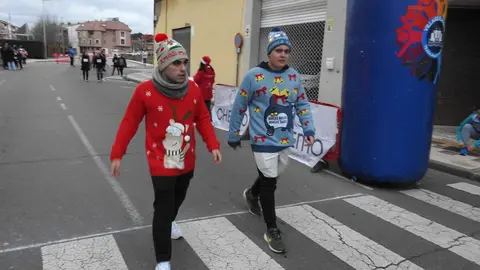 La San Silvestre de Villaquilambre reúne a casi 600 corredores en una despedida de año multitudinaria.