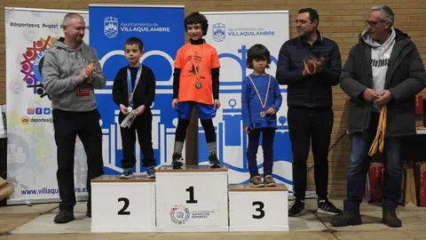 La San Silvestre de Villaquilambre reúne a casi 600 corredores en una despedida de año multitudinaria.