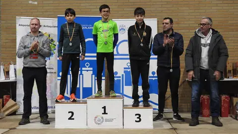 La San Silvestre de Villaquilambre reúne a casi 600 corredores en una despedida de año multitudinaria.