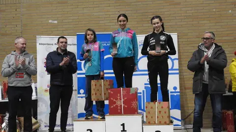 La San Silvestre de Villaquilambre reúne a casi 600 corredores en una despedida de año multitudinaria.