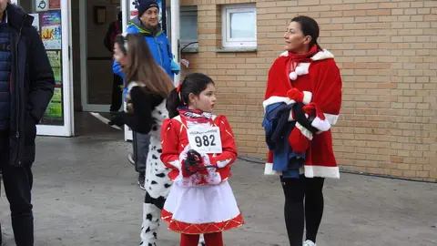 La San Silvestre de Villaquilambre reúne a casi 600 corredores en una despedida de año multitudinaria.