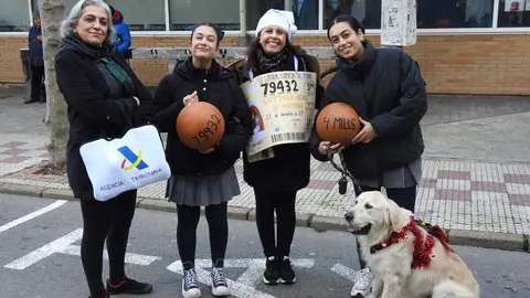 La San Silvestre de Villaquilambre reúne a casi 600 corredores en una despedida de año multitudinaria.