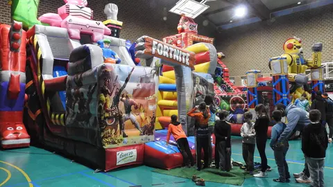 La San Silvestre de Villaquilambre reúne a casi 600 corredores en una despedida de año multitudinaria.