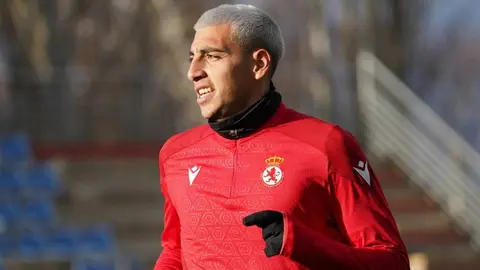 La plantilla de la Cultural y Deportiva Leonesa ha regresado este domingo a los entrenamientos tras el parón navideño, iniciando así la preparación para la reanudación de la competición oficial.