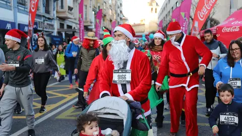 Fernando Carro y Marta García Alonso se imponen en una San Silvestre de León arropada por miles de aficionados. Foto: Isaac Llamazares