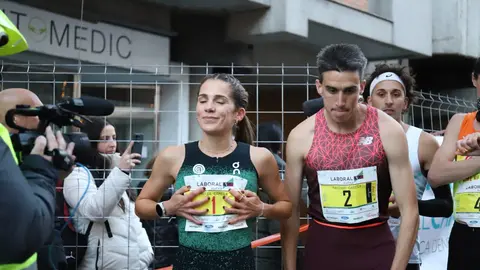 Fernando Carro y Marta García Alonso se imponen en una San Silvestre de León arropada por miles de aficionados. Foto: Isaac Llamazares