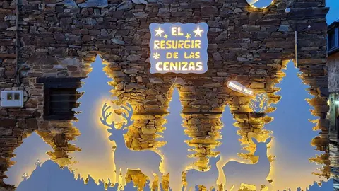 El Concurso Ponferrada es Navidad 2025, organizado por la Agencia Keiva en colaboración con el Ayuntamiento de la capital berciana, ha llenado de creatividad e ilusión las calles, hogares, barrios y pedanías del municipio. Foto: Ayuntamiento de Ponferrada.