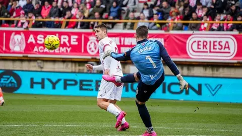 La Cultural sufre ante una Real Sociedad B muy superior durante la mayor parte del partido y que supo hacer valer su juego en el Reino de León.