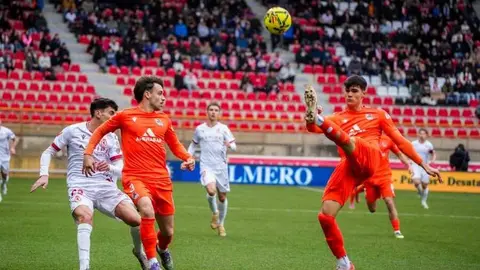 La Cultural sufre ante una Real Sociedad B muy superior durante la mayor parte del partido y que supo hacer valer su juego en el Reino de León.