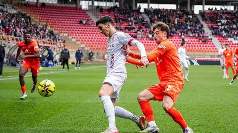 La Cultural sufre ante una Real Sociedad B muy superior durante la mayor parte del partido y que supo hacer valer su juego en el Reino de León.