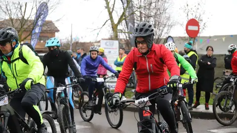 Villabalter celebró este domingo la carrera de bicis Haga Como Haga. Foto: Isaac Llamazares