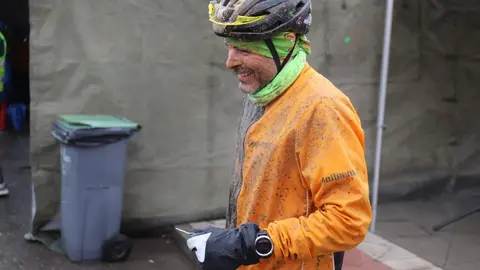 Villabalter celebró este domingo la carrera de bicis Haga Como Haga. Foto: Isaac Llamazares
