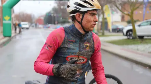 Villabalter celebró este domingo la carrera de bicis Haga Como Haga. Foto: Isaac Llamazares