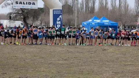 La cantera y los atletas sénior del Club Sprint brillan en el XXXVIII Cross Internacional Ciudad de Valladolid.
